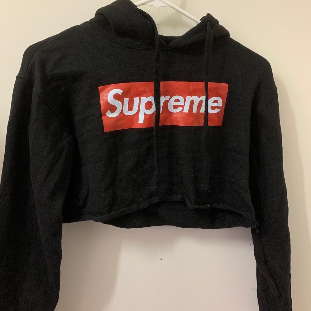 supreme cropped sweatshirt